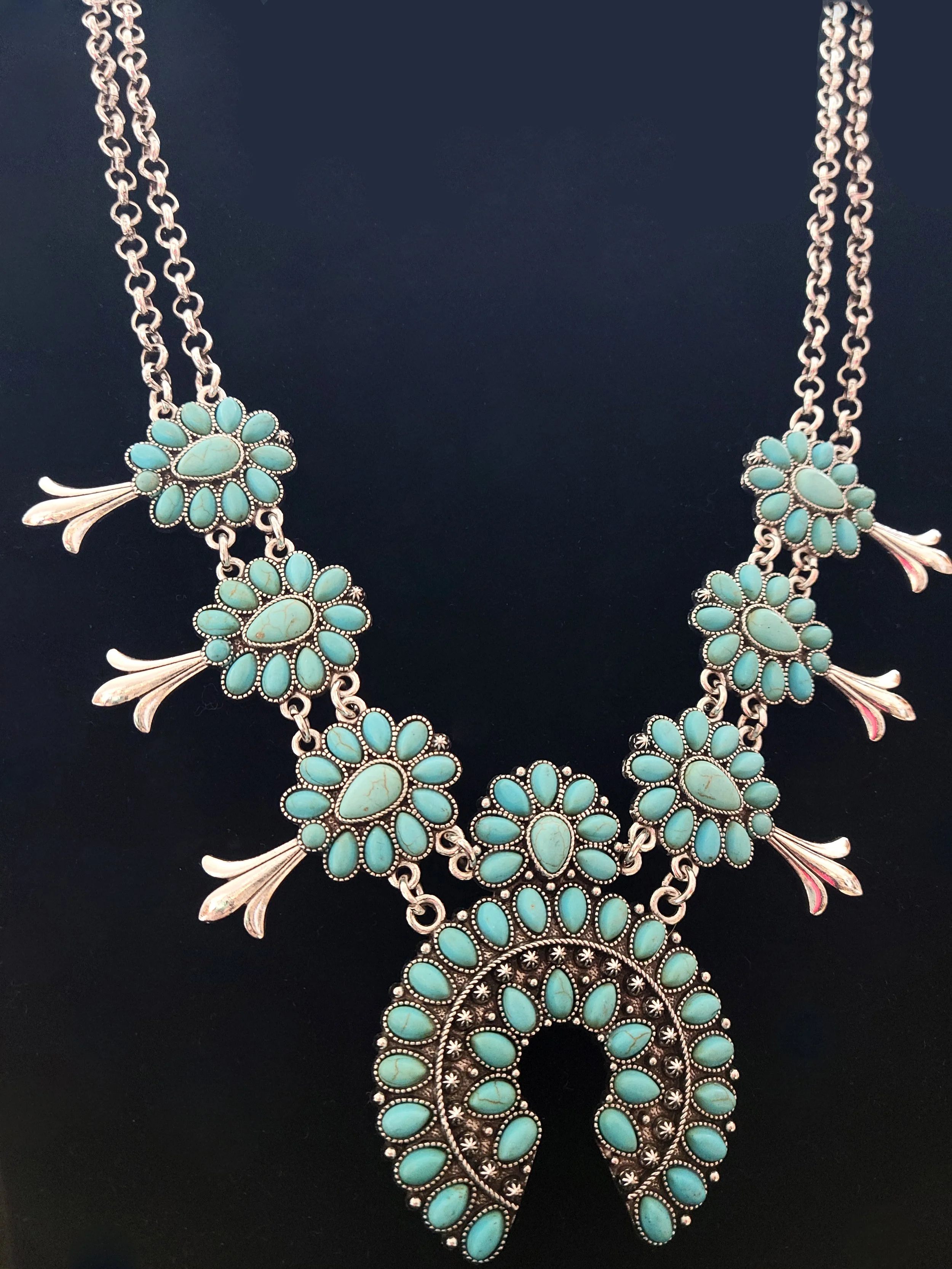 サクマ バルーン セット Small Squash Blossom Necklace — B&K Enterprises Costume Company